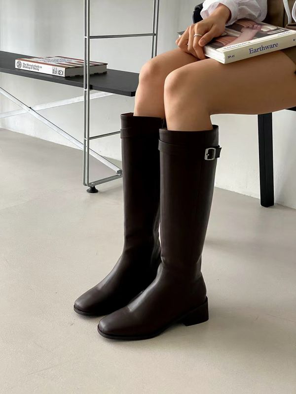 WQB53 經典簡約百搭釦帶長靴 