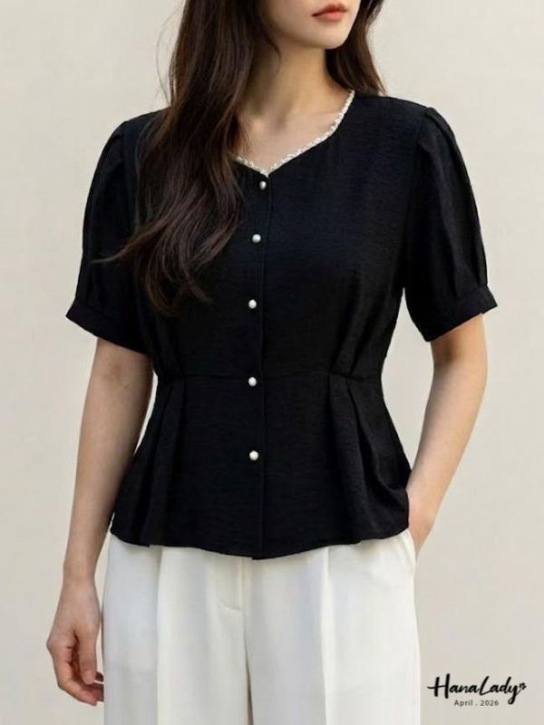 LFA36 雕花領霧面珍珠釦上衣 