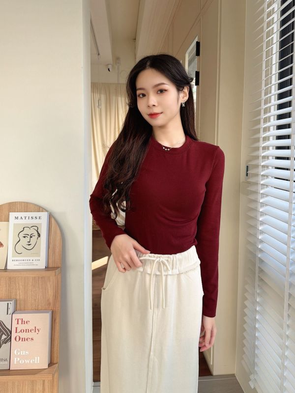 WQA39 親膚內磨毛短版圓領上衣 