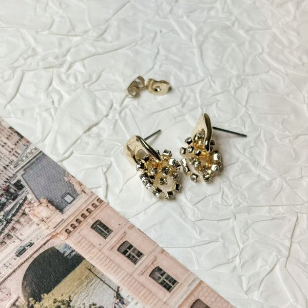 WQB46 設計感水鑽鍊條耳環 