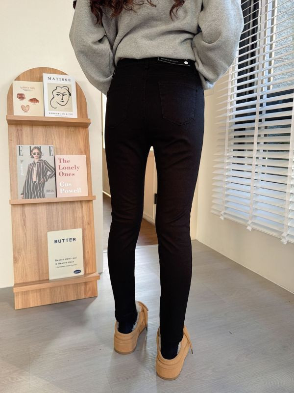 WQB16 輕磨毛黑白單寧棉褲 