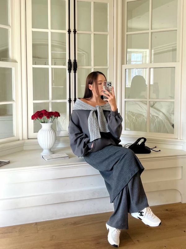 WQB70 麻花圍巾設計口袋帽T 