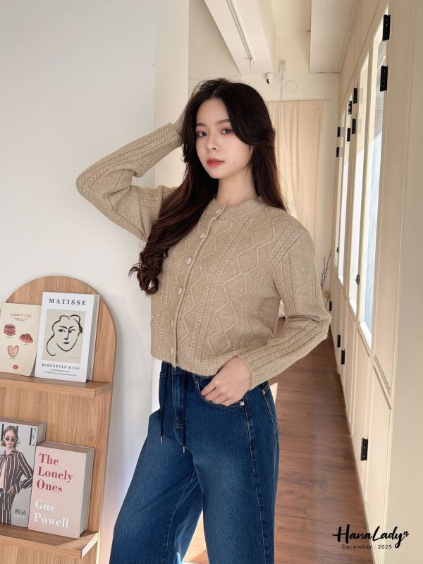 WQA41 絕美細閃菱格紋針織上衣 