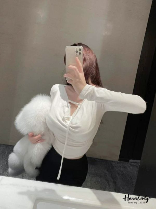 WEA55 小性感釦帶領柔軟棉質上衣 