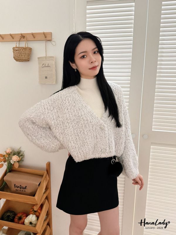 LEA17 閃亮亮鑽石釦QQ針織上衣 