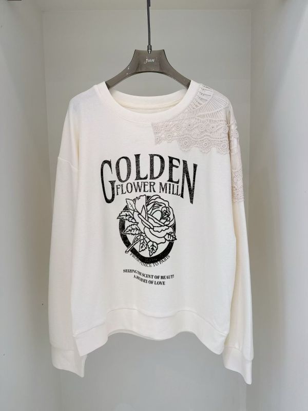 WQA23 設計感單側蕾絲肩印花T 