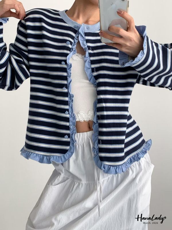 LSA09 質感花瓣邊條紋排釦上衣 