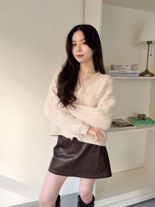 WQB30 嫩Q毛料針織鬚邊排釦上衣 