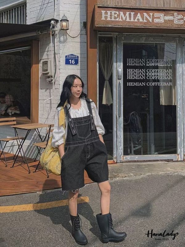 WLA37 休閒女孩線條吊帶褲 