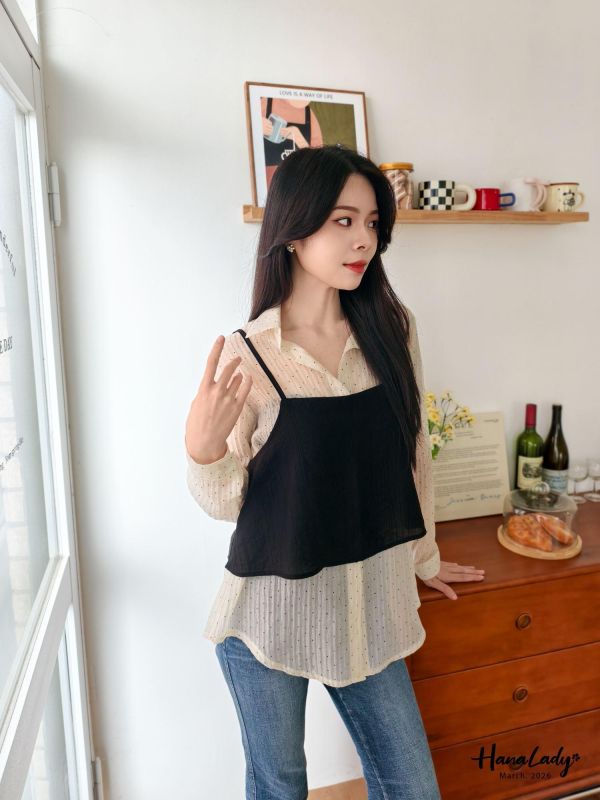 LSA49 兩件式壓紋點點上衣 