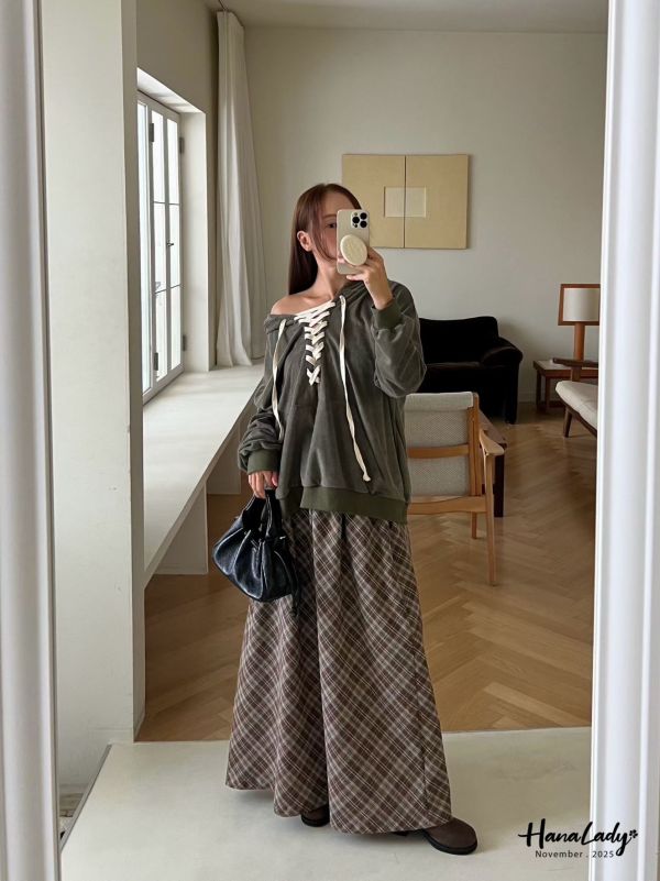 WJA35 繞繩領設計寬版帽T 