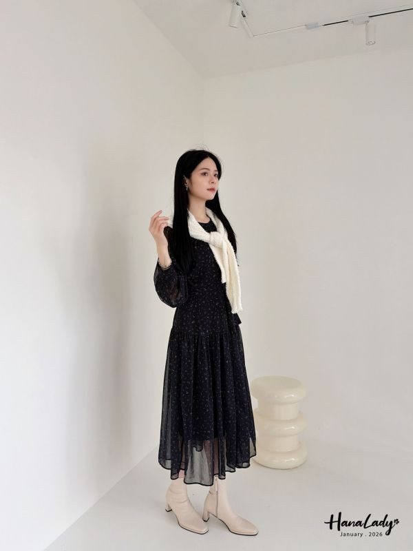 LEA90 復古透袖設計排釦長洋 