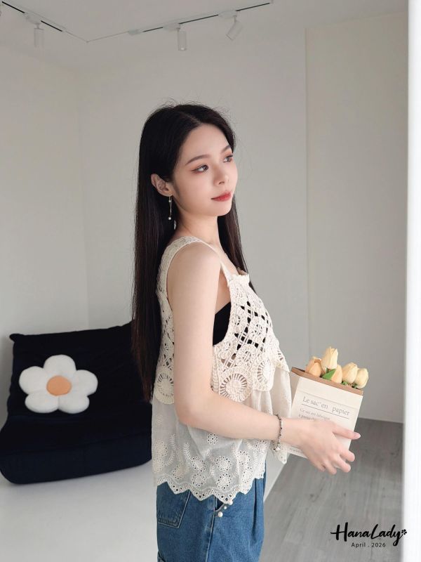 LFA23 小花編織刺繡背心 