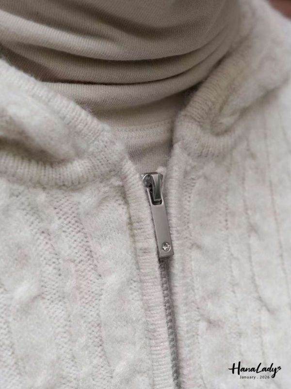 LEA64 超嫩Q麻花連帽針織拉鍊外 