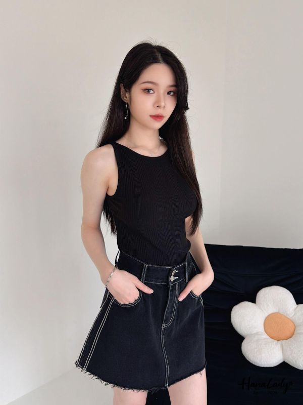 LFA93 線條壓紋百搭背心 