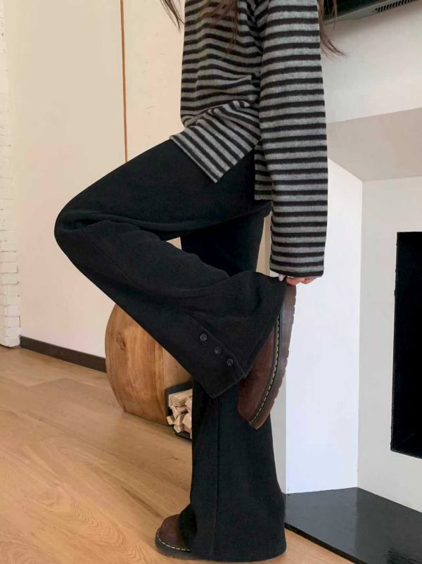 LEB17 暖呼三釦休閒刷毛喇叭褲 