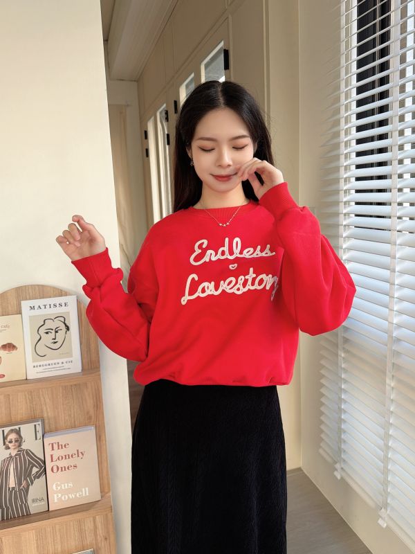 WQB09 立體刺繡愛心內刷毛T 