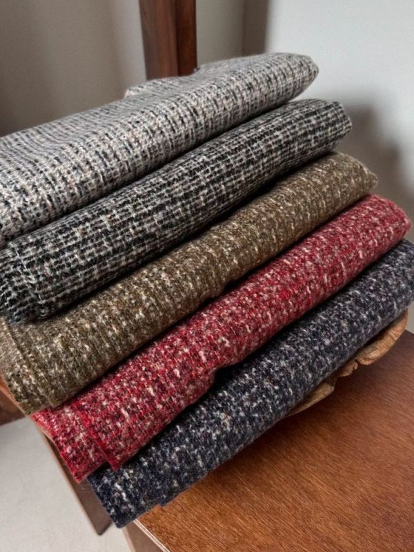 WQB38 混色勾針織暖暖圍巾 