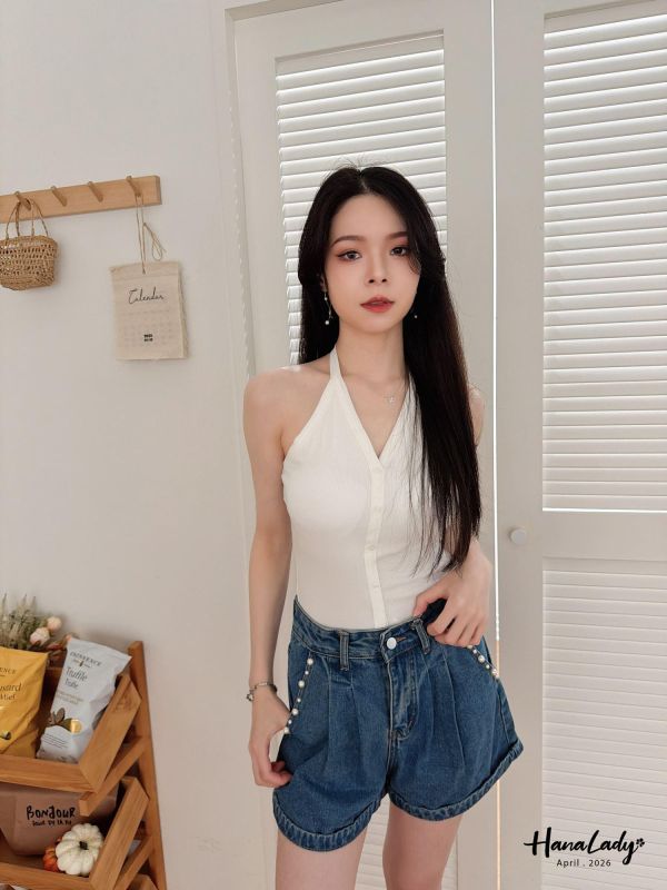 LFA82 口袋釘珠丹寧短褲 