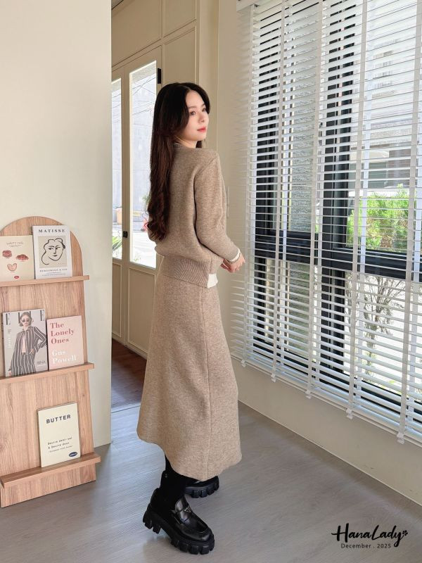 WQA80 假兩件配色排釦套裝 