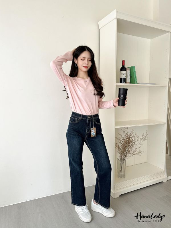 WKA64 非常顯瘦直筒微寬丹寧褲 