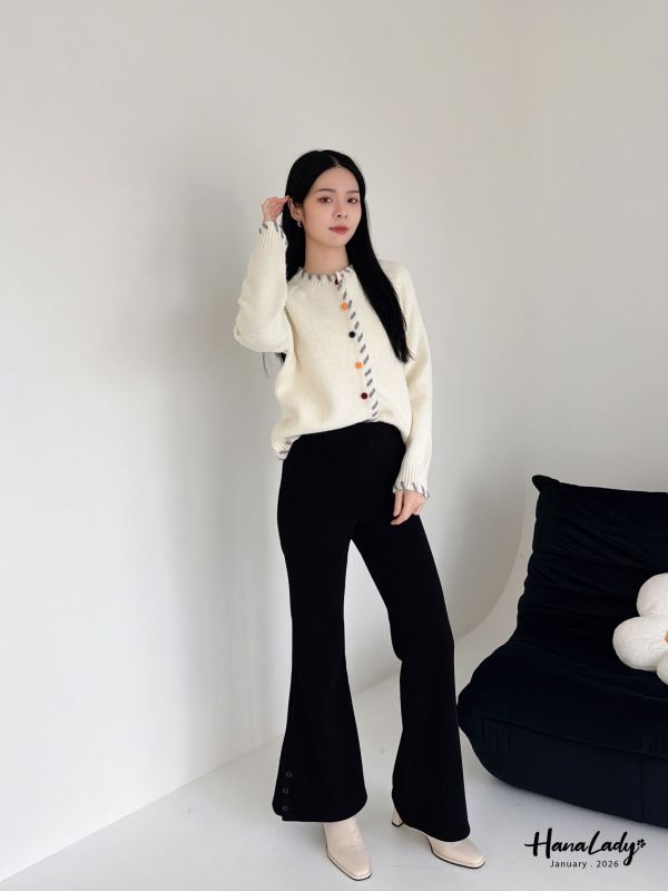 LEA20 彩色絨布釦穿繩邊針織上衣 