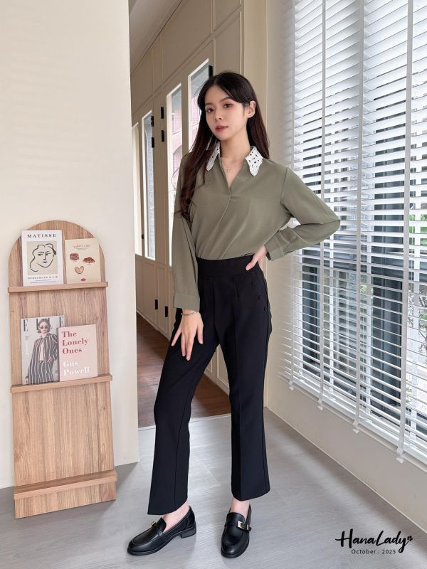 WTA34 布蕾絲翻領V線上衣 