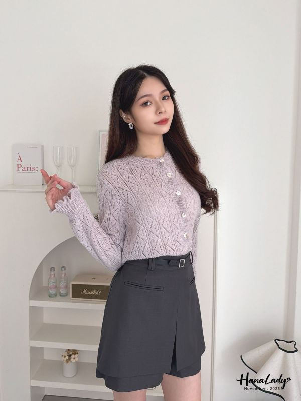 WJA09 超Q花邊領貝殼釦衫 