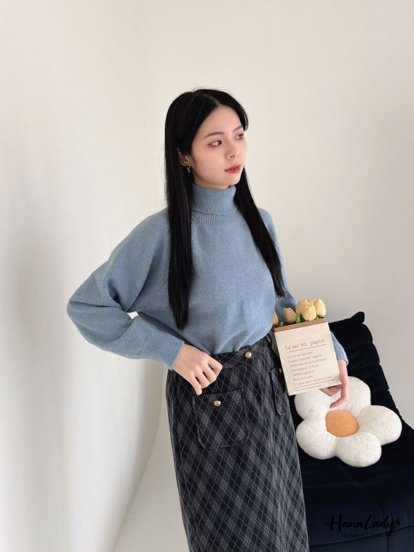 LEA92 簡簡單單百搭高領針織上衣 