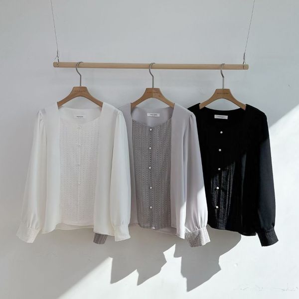 WQA51 波西米亞釘珠V線雪紡衫 