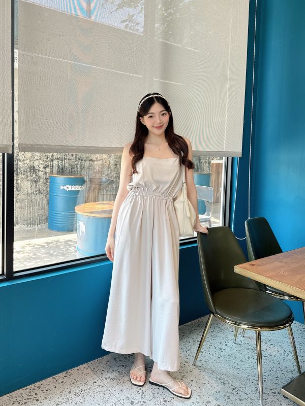WWB11 親膚質感美背休閒連身褲 
