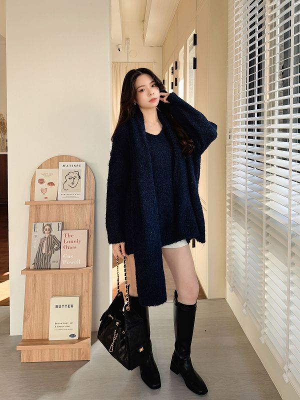 WQA82 附圍巾V領長版針織上衣 