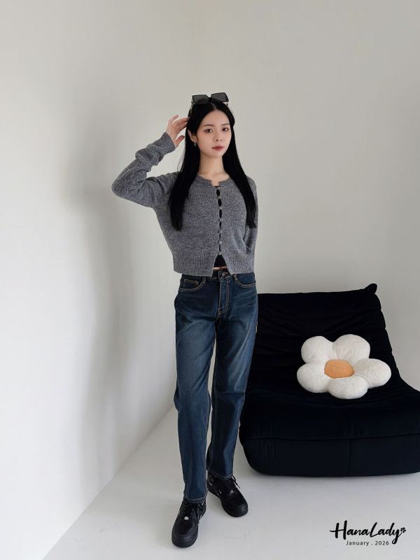 LEA61 簡約排釦設計針織上衣 