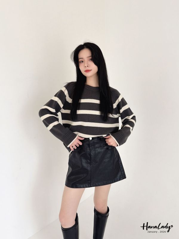 LEA25 坑條滾邊針織上衣 