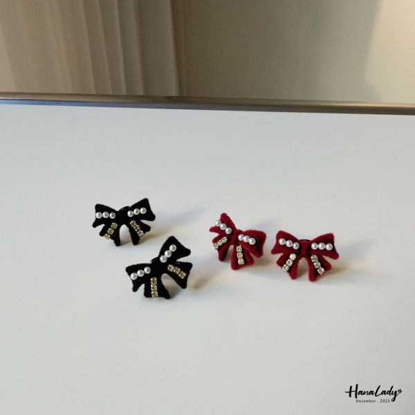 WQB44 毛呢珍珠細鑽蝴蝶結耳環 