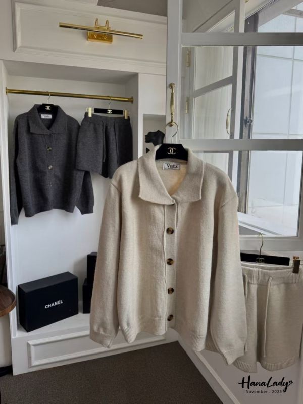 WJA48 簡約休閒琥珀排扣套裝 