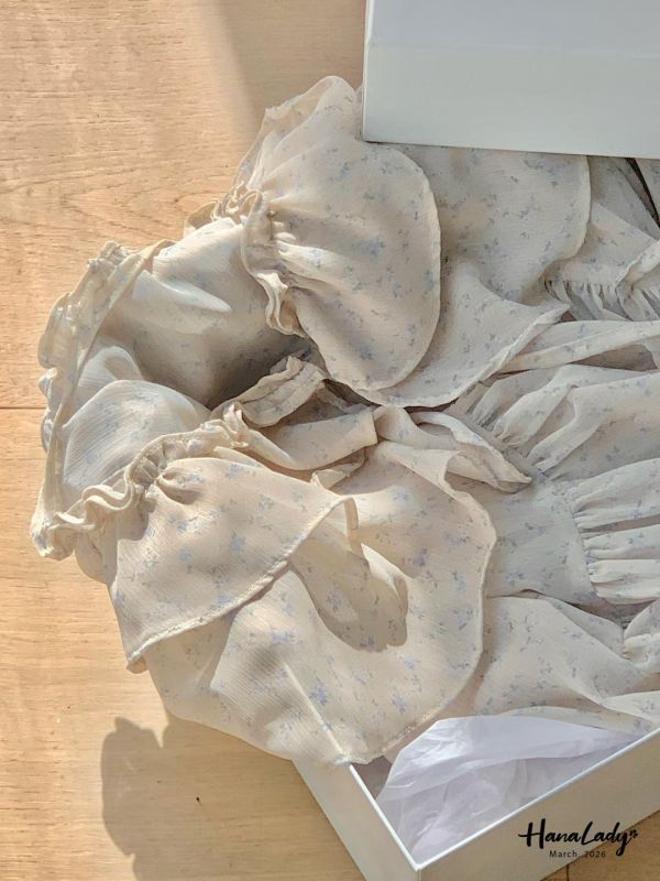 LSA11 浪漫綁帶荷葉碎花上衣 