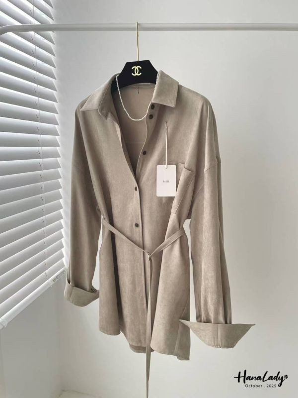 WTA78 簡約附腰帶長版蜜桃絨衫 