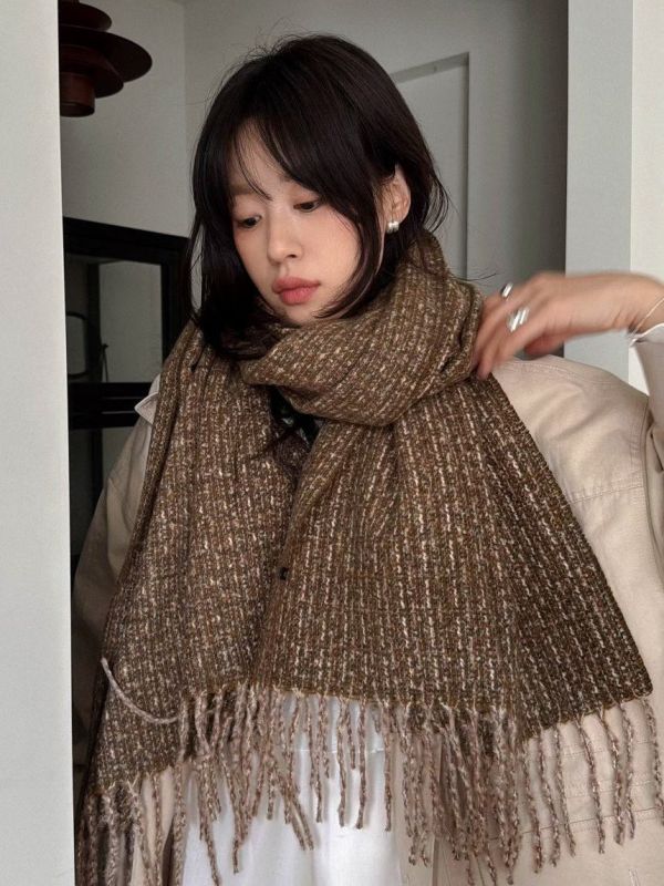 WQB38 混色勾針織暖暖圍巾 