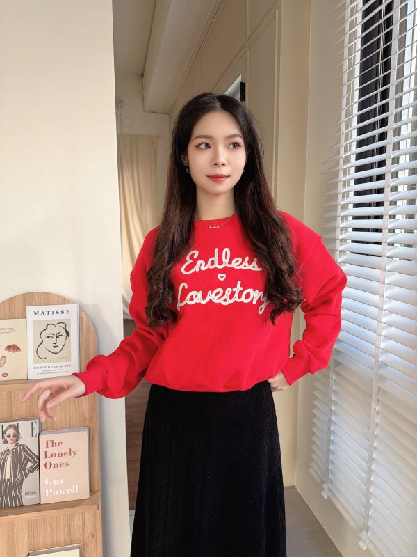 WQB09 立體刺繡愛心內刷毛T 