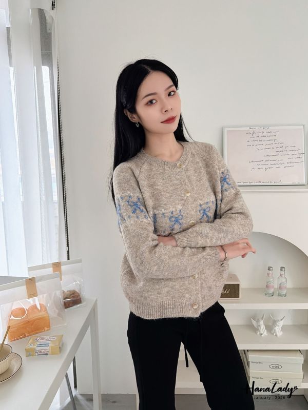 LEA07 象牙釦蝴蝶結針織外 