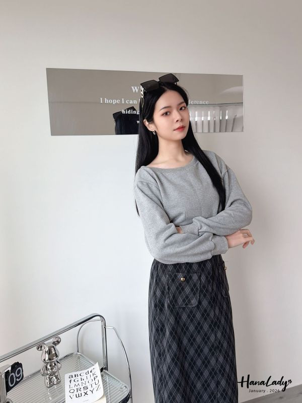 LEA74 簡約休閒斜領T 