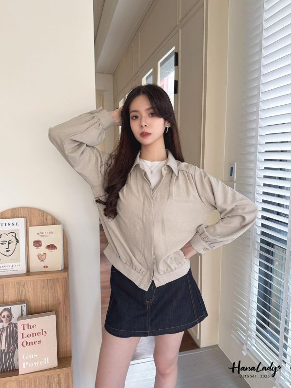 WTA89 蜜桃絨感排釦上衣外 