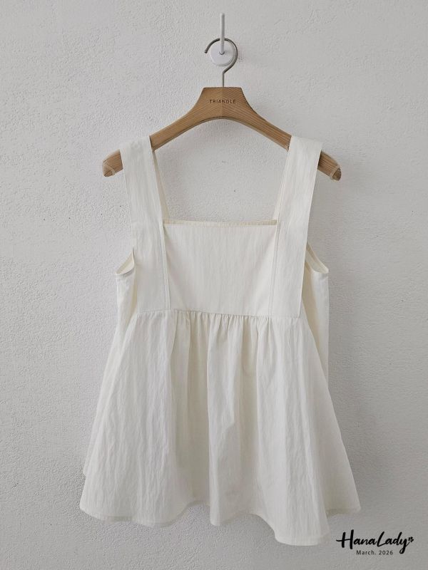 LSA15 方領釦帶肩設計裙襬上衣 