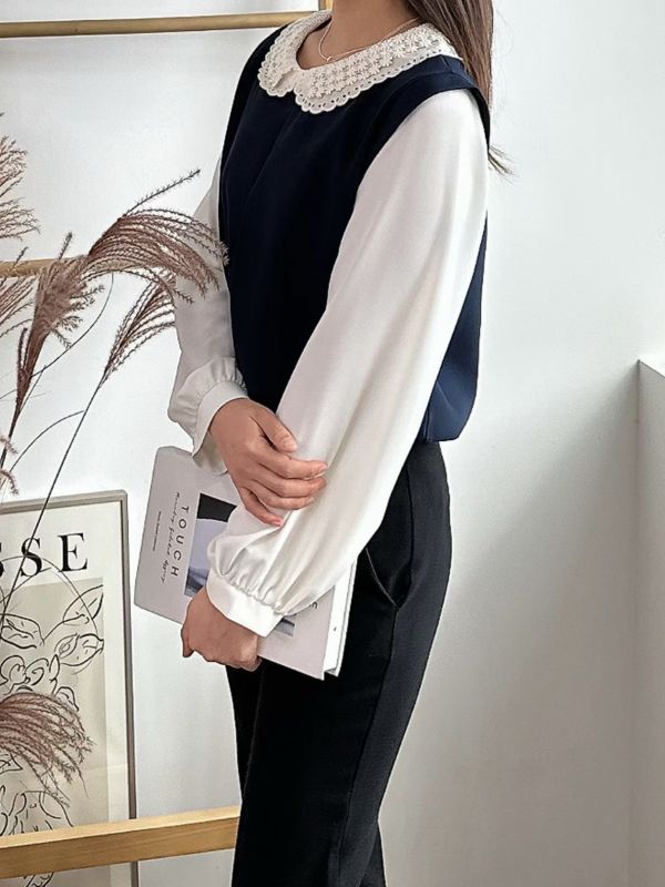 WQA52 刺繡雕花領雪紡上衣 