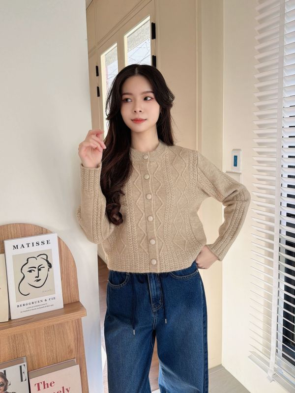 WQA41 絕美細閃菱格紋針織上衣 