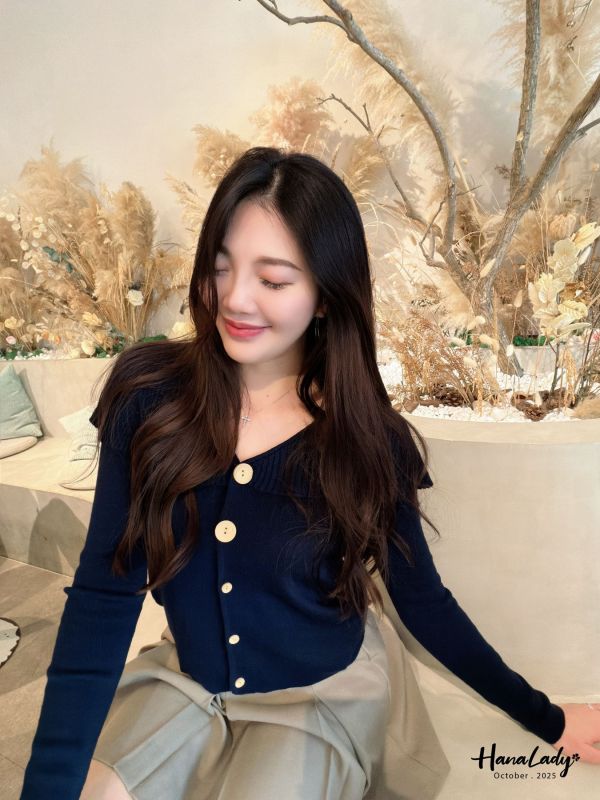 WTB39 木紋釦設計斗篷針織上衣 