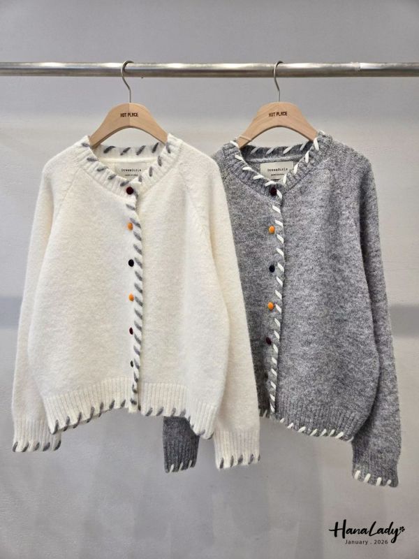 LEA20 彩色絨布釦穿繩邊針織上衣 