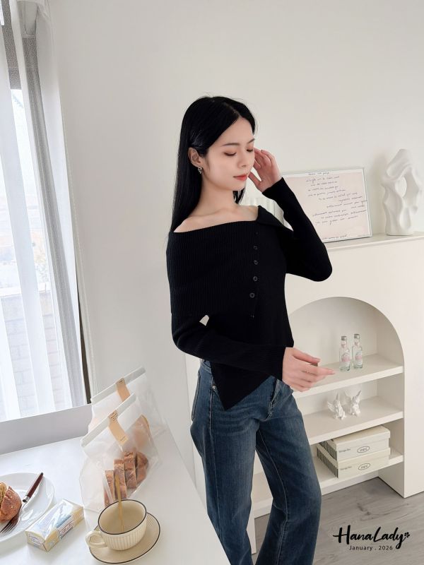 LEA35 大翻領設計坑條針織上衣 