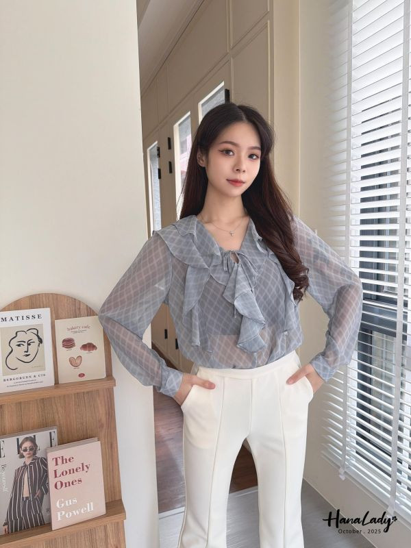 WTA73 格紋波浪V領綁帶雪紡衫 